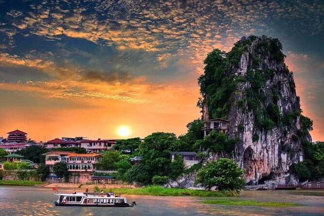 3-Day Private Tour from Chengdu by Air:Guilin, Longji Rice Terrace and Yangshuo - FAQs