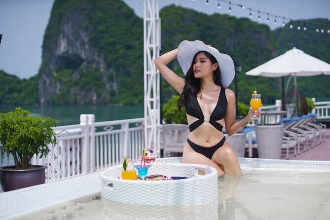 3 Days Apple Cruise Discover Halong Bay from Hanoi - What Makes This Cruise Stand Out?