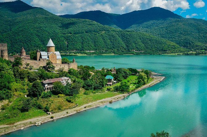 3 Days Georgia Tour package - Analyzing the Price and Value