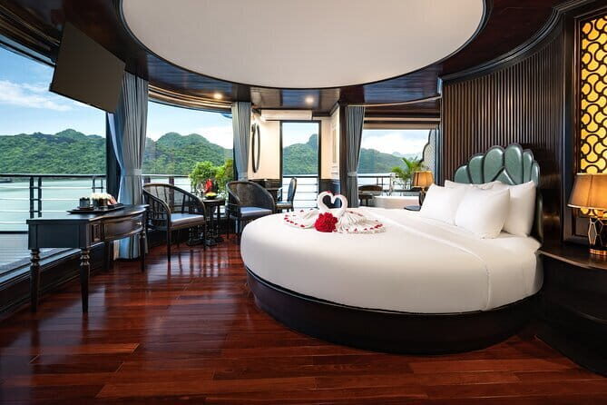 3-Days Jasmine Cruise from Hanoi to Explore Halong and Lan Ha Bay - Key Points