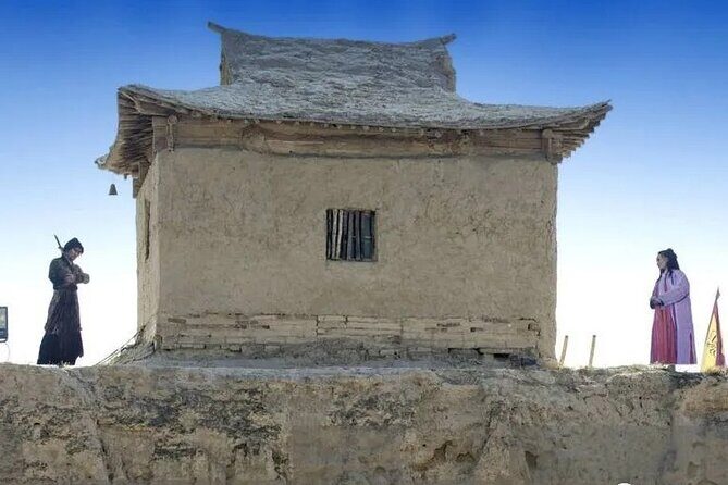 3 Days Ningxia Desert Camping & Nomadic Rock Art Exploration - Day 1: Exploring Imperial Tombs, Rock Carvings, and Filming the West