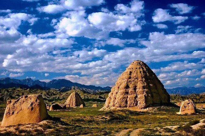 3 Days Ningxia Desert Camping & Nomadic Rock Art Exploration - Practicalities and Comfort: What to Expect