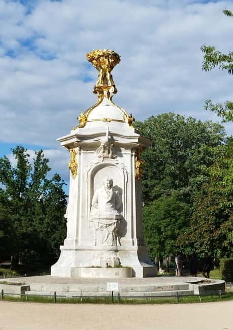 3 Days Private Guide Berlin By Walking and Public Transport - Key Points