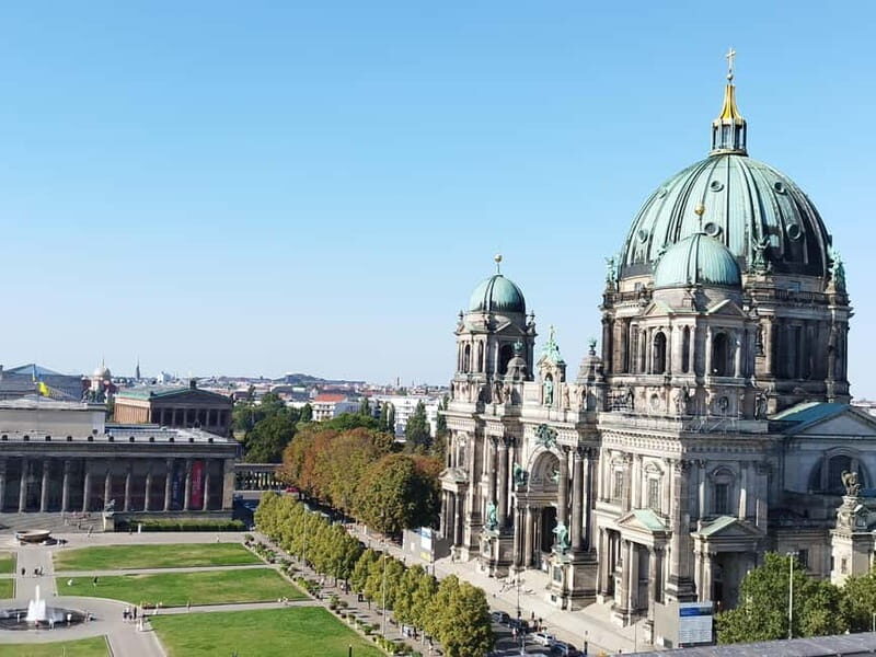 3 Days Private Guide Berlin By Walking and Public Transport - Who Should Consider This Tour?