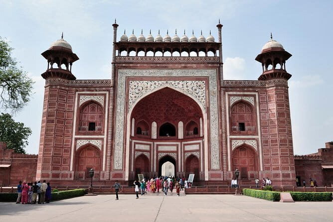 3-Days Private Luxury Golden Triangle Tour Delhi, Agra and Jaipur - An In-Depth Look at the 3-Day Private Golden Triangle Tour