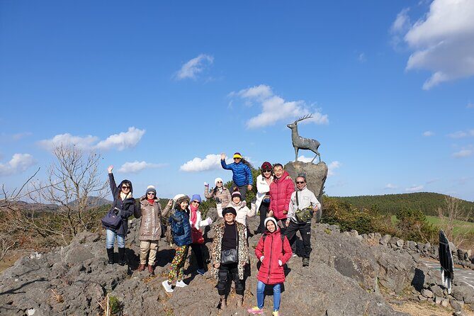 3 days Private Taxi Tour in Jeju Island - Day 1: Discovering Natural Beauty & Cultural Heritage