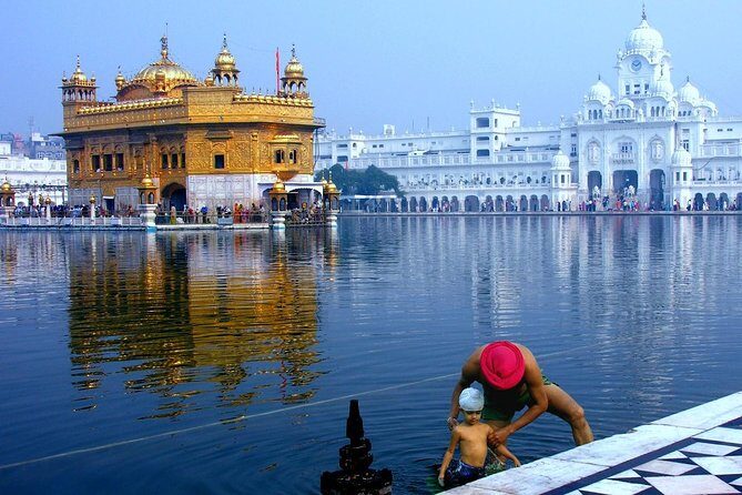 3 Days Tour of Agra & Amritsar from Delhi Includes Hotel,Transfer & Train Ticket - FAQs