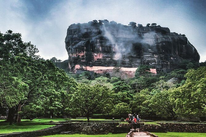 3 Days Tour to Kandy Nuwara Eliya & Sigiriya from Colombo - Authenticity and Value Based on Reviews