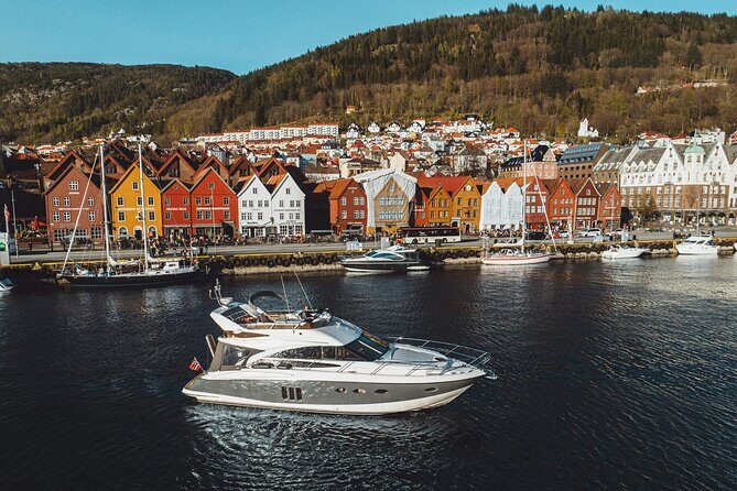 3 h private yacht-cruise around Bergen - Food, Drinks, and Atmosphere