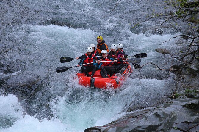3-Hour Adrenaline Rafting on the Lima River in Bagni di Lucca - The Guides and Service