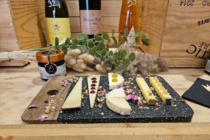 3-Hour Gourmet Tour of the Presquîle in Lyon - Strolling Down the Quais de Saône & Croix Rousse