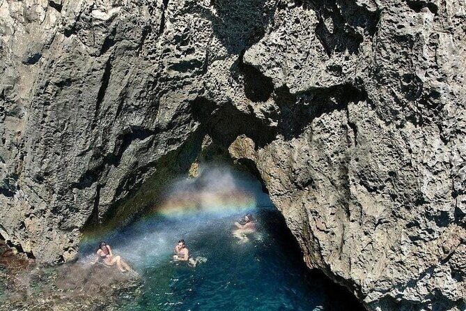 3 Hour Group Tour by Boat to the Caves of Santa Maria di Leuca - FAQ