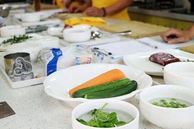 3-Hour Guangzhou Private Cooking Class with Local Market Visit - What Makes This Tour Stand Out?