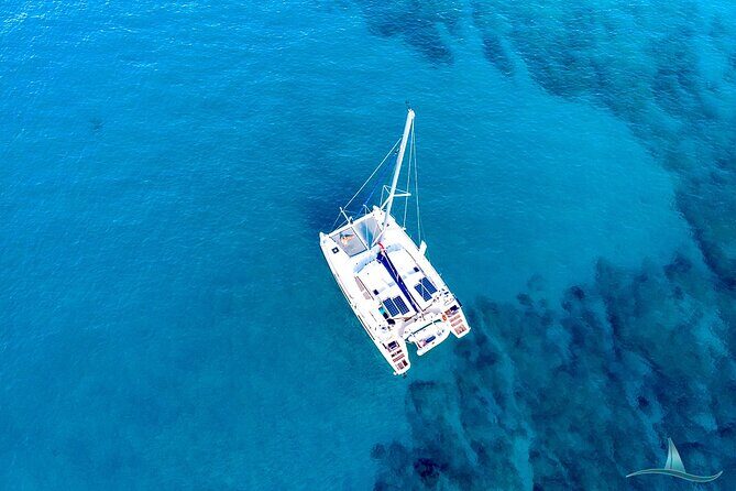 3 Hour Luxury Private Sailing Catamaran for 7-12 People - Is It Worth the Price? Analyzing the Value