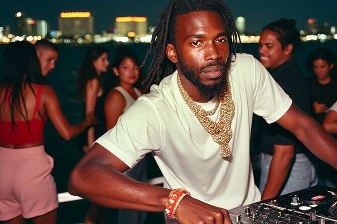 3-Hour Miami Hip-Hop Yacht Party with Open Bar - Frequently Asked Questions