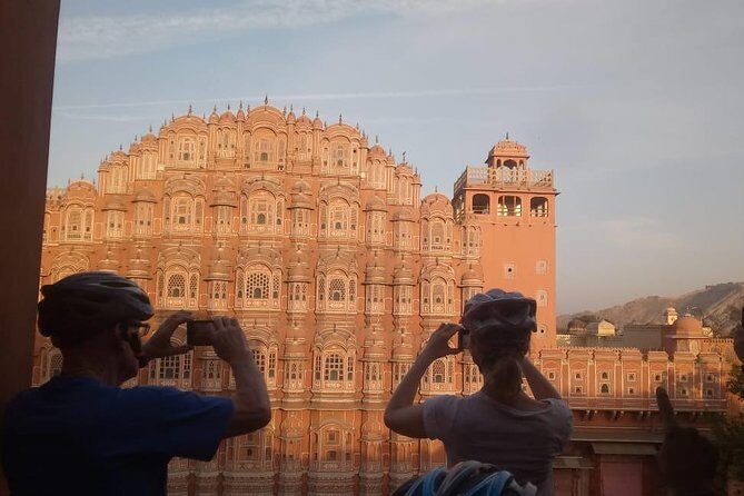 3-Hour Morning Bike Tour of Jaipur - End on a Sweet Note: Jaipur’s Famous Lassi