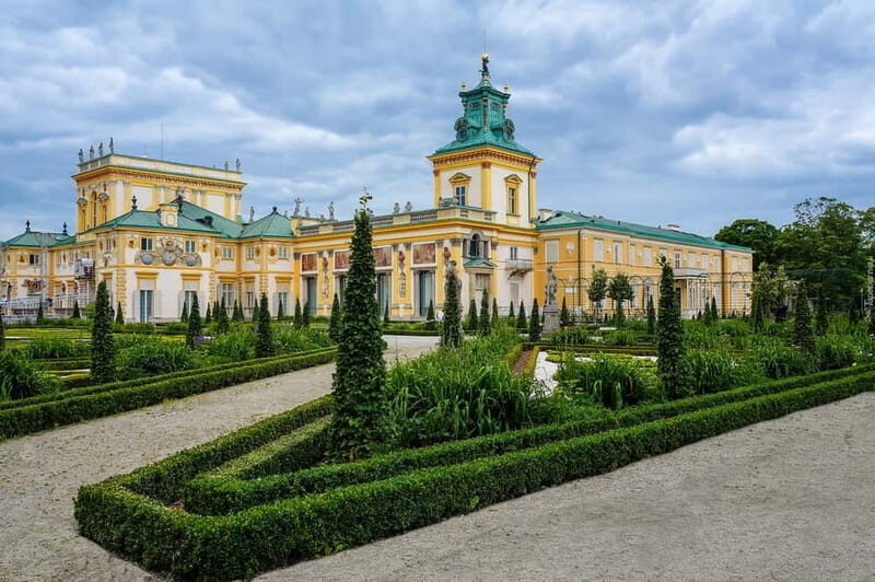 3-hour: Palace of King Jan Sobieski in Wilanow/inc. Pick-up/ - Key Points