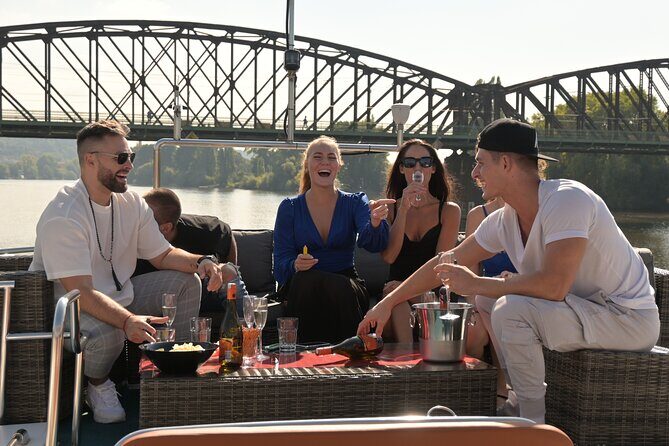 3-hour private cruise in Prague for 10 people - Final Thoughts: Who is This Experience Best For?