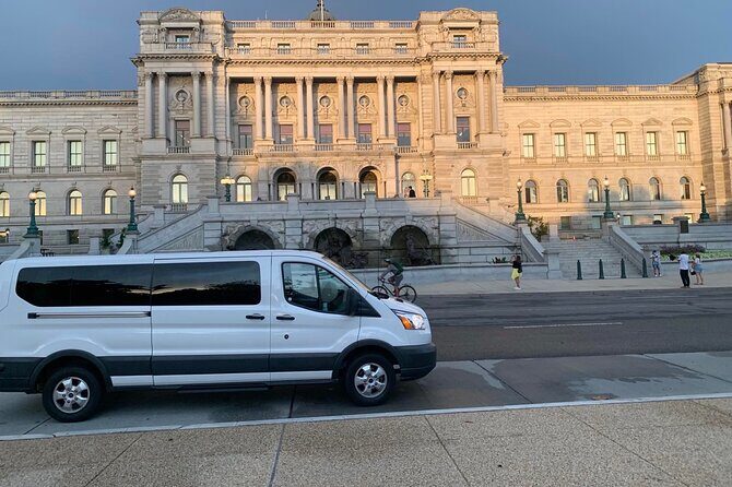 3- Hour Private Customizable Moonlight Washington DC Tour - Key Points