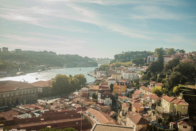 3-hour private guided walking tour of the BEST of Porto - Stop 4: Passeio das Virtudes