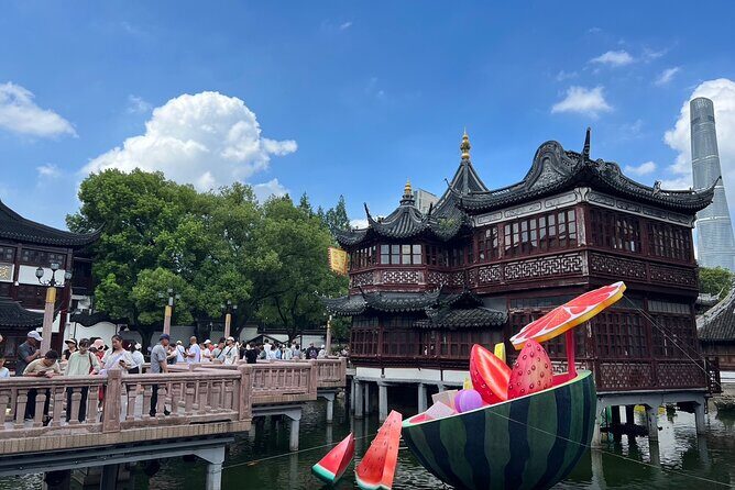 3-Hour Private Shanghai Shopping Tour with Noodles - Key Points