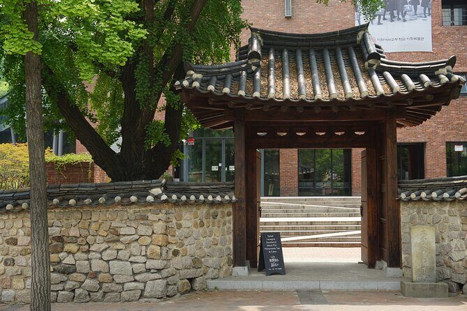 3-Hour Seoul Tasting Tour: Cityhall, Gwanghwamun & Jeongdong Area - FAQ