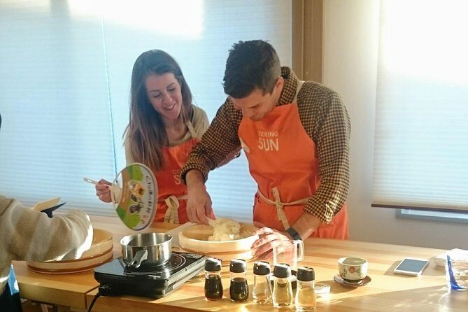 3-Hour Small-Group Sushi Making Class in Tokyo - What Makes This Experience Stand Out?