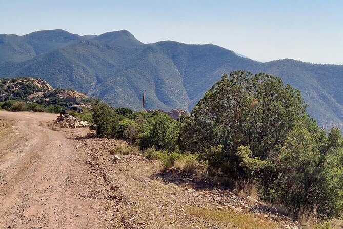 3-Hour Tour - Mountaintop, Old Bisbee, Open Pits, & Lowell - FAQs