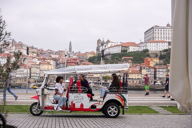 3 Hour Tuk tuk Tour in Porto - Key Points