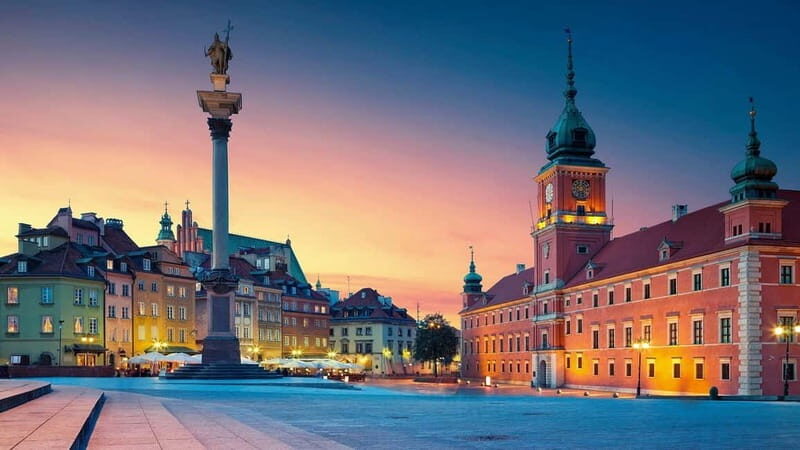 3 hour: Warsaw Old Town with Royal Castle /inc. Pick-up/ - A Deep Dive into the Tour Experience