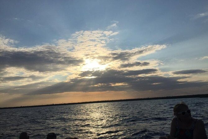 3 Hours - 53' Hatteras - Tulum, Playa Del Carmen, Riviera Maya - Analyzing the Value