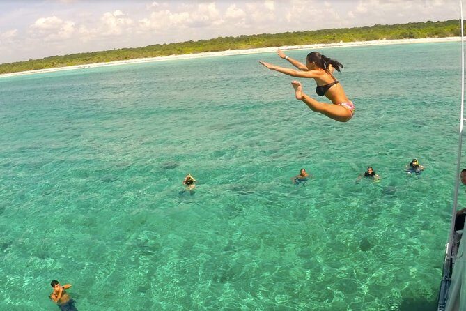 3 Hours - 53' Hatteras - Tulum, Playa Del Carmen, Riviera Maya - Who This Tour Is Best For