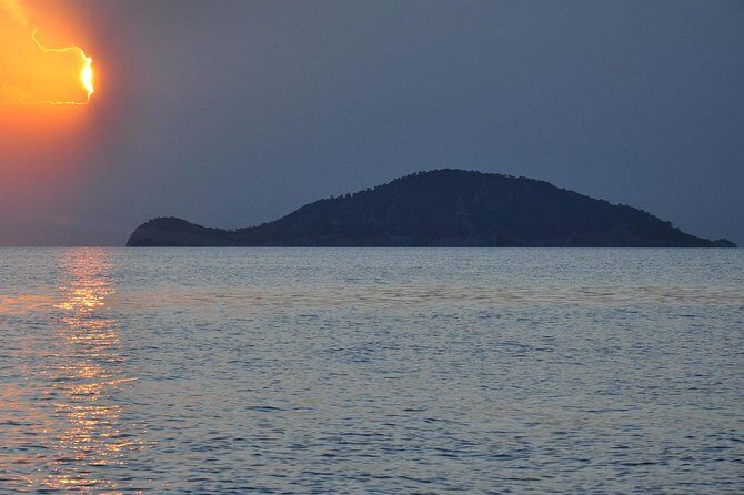 3 hours Neos Marmaras: Day or Sunset Sailing Tour Coves & Islands - FAQ