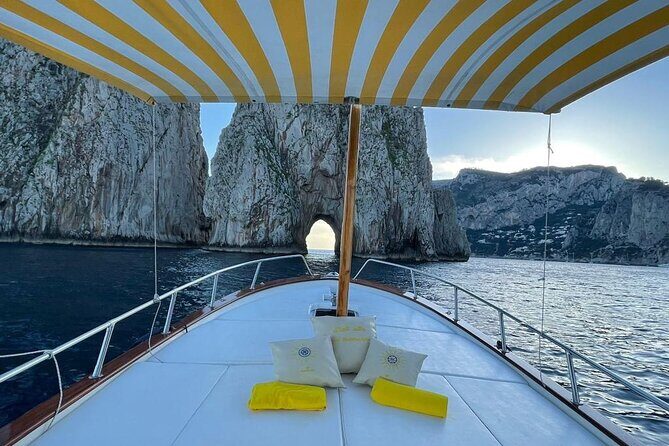 3 hours Private Capri Boat Tour - FAQs