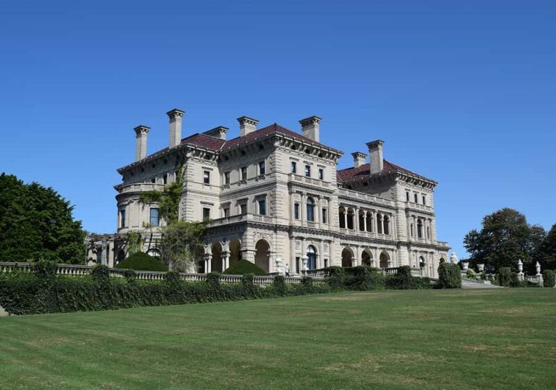 3 Hr Newport Mansions Trolley Tour with The Breakers Ticket - What to Expect on the Tour Day