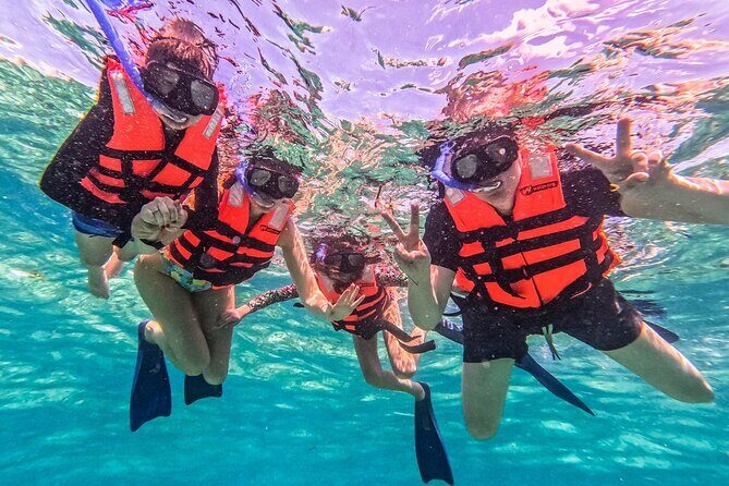 3 in 1 Catamaran Tour to Isla Mujeres from Cancun All Inclusive - The Experience in Perspective