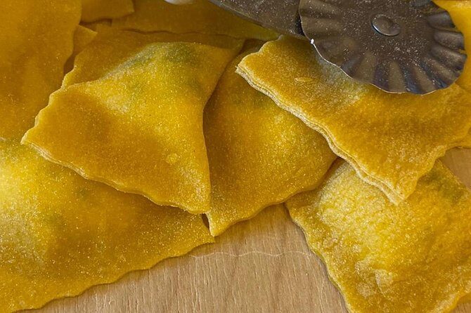 3 in 1 Cooking Class near Navona: Fettuccine, Ravioli & Tiramisu - A Few Drawbacks to Consider