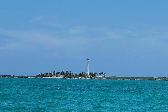 3 Islands Snorkel on boat, Isla Blanca, Contoy, Mujeres - Authentic Experiences and Local Flavors