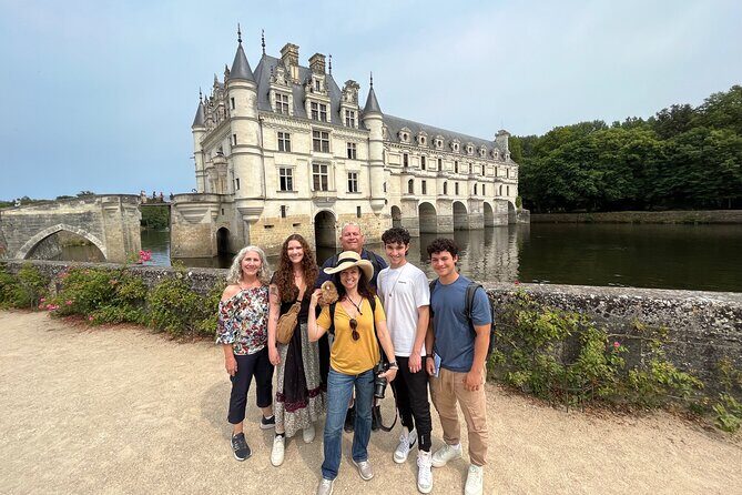 3 Loire Valley Castles and Wine Tasting Private Guided Tour - Key Points
