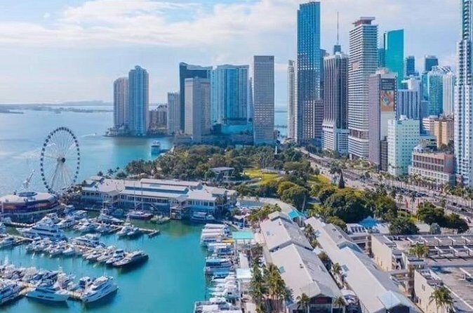 3 Story 100ft Hip Hop Yacht Party with 3 Hour Open Bar - The Vessel: Looks and Reality