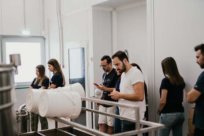 30-Minute Guided Honey Tasting Activity in Melini - The Experience in Detail