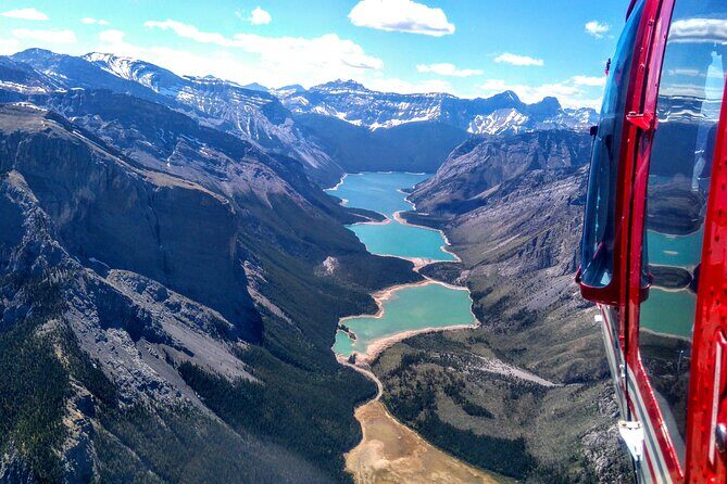 30 Minute Helicopter Tour over Lake Minnewanka, Banff - A Helicopter Ride Over Lake Minnewanka in Banff: A Flyers Perspective