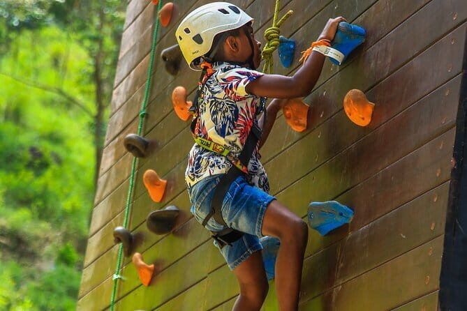 30 Minutes Guided Wall Climbing Activity in Ella - Key Points