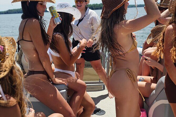 30ft Double Decker Slide Party Pontoon on Percy Priest - 16 max - FAQs