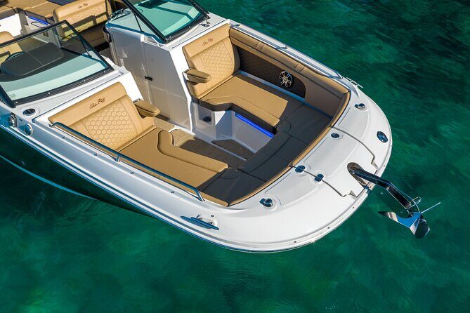 30ft Luxury Private Yacht Charter on South Lake Tahoe - The Experience in Detail
