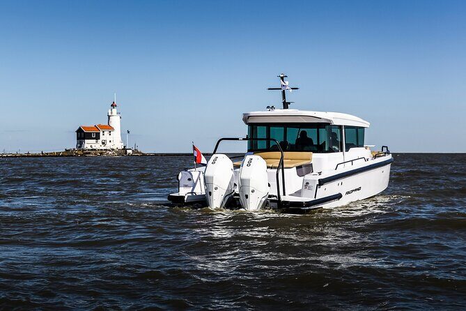 38' Private Luxury Sunset Charter w. Music & Drinks, up to 13 ppl - The Experience: Authentic and Memorable Moments