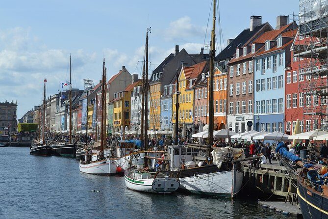 3h walking tour, small group max 10 people Copenhagen - An In-Depth Look at the 3-Hour Copenhagen Walking Tour