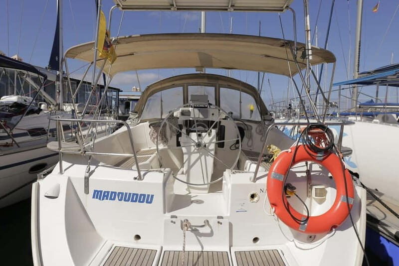 3h Whale Watching Private tour Beneteau Oceanis 440 - Who Should Book This Tour?