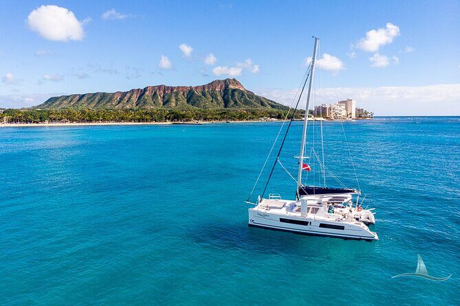 3hr Luxury Private Sailing Catamaran in Waikiki for 1 to 6 People - The Experience in Detail