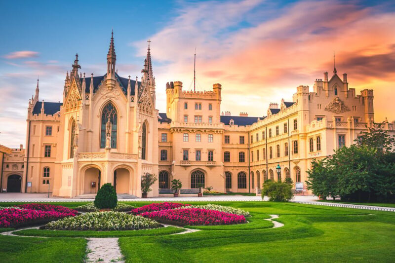 4 castles private day trip from Vienna to South Moravia - Who Will Love This Tour?